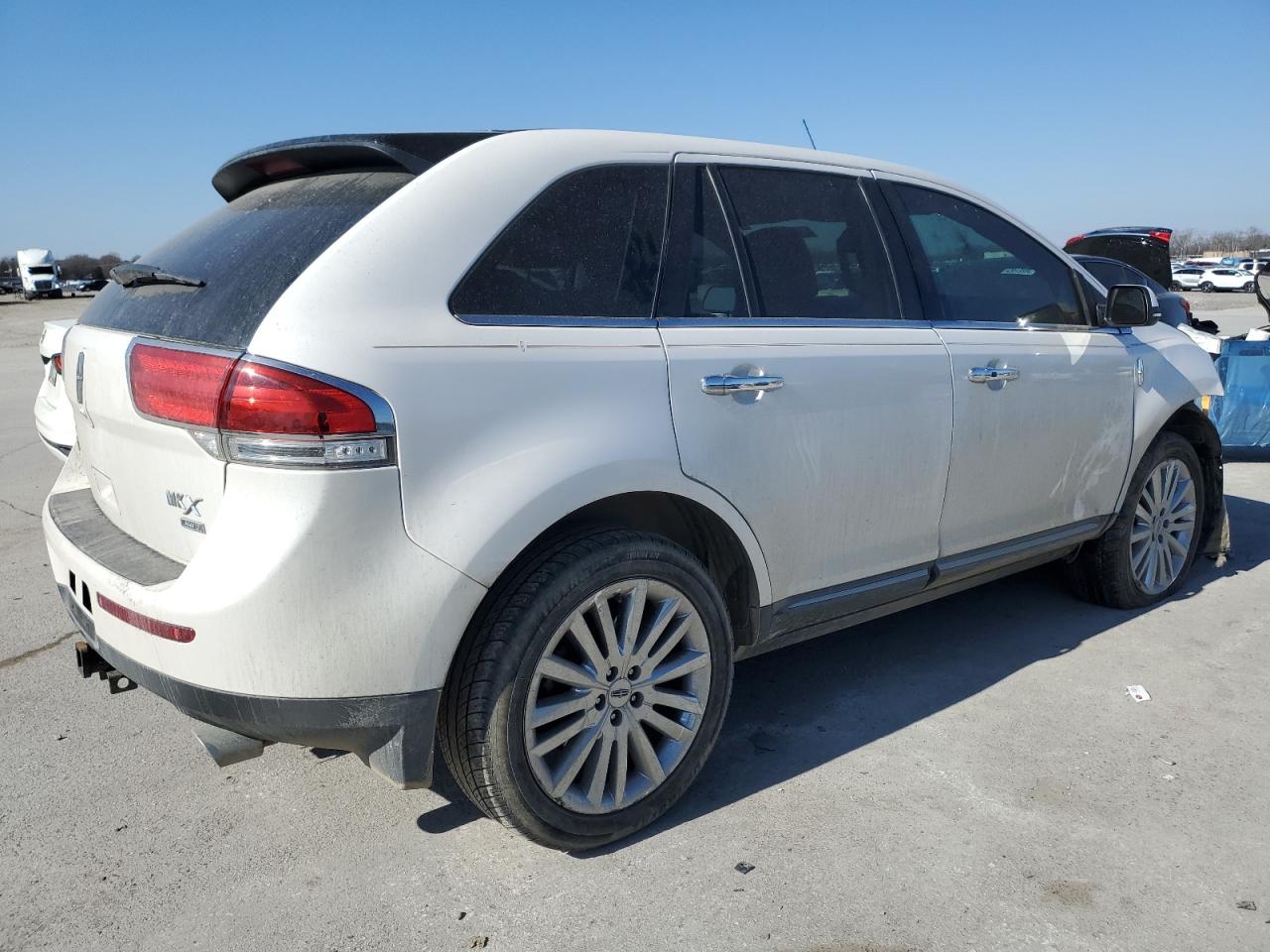 2013 Lincoln MKX - Image 3