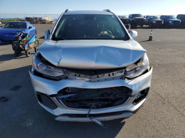  CHEVROLET TRAX 2017 Silver