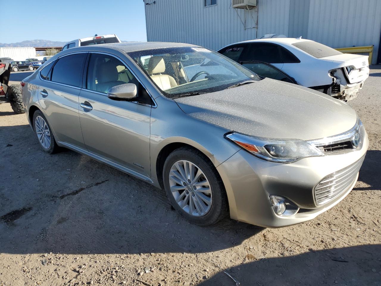 2014 Toyota Avalon - Image 4