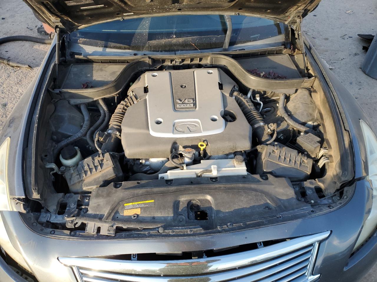 2013 Infiniti G - Image 13