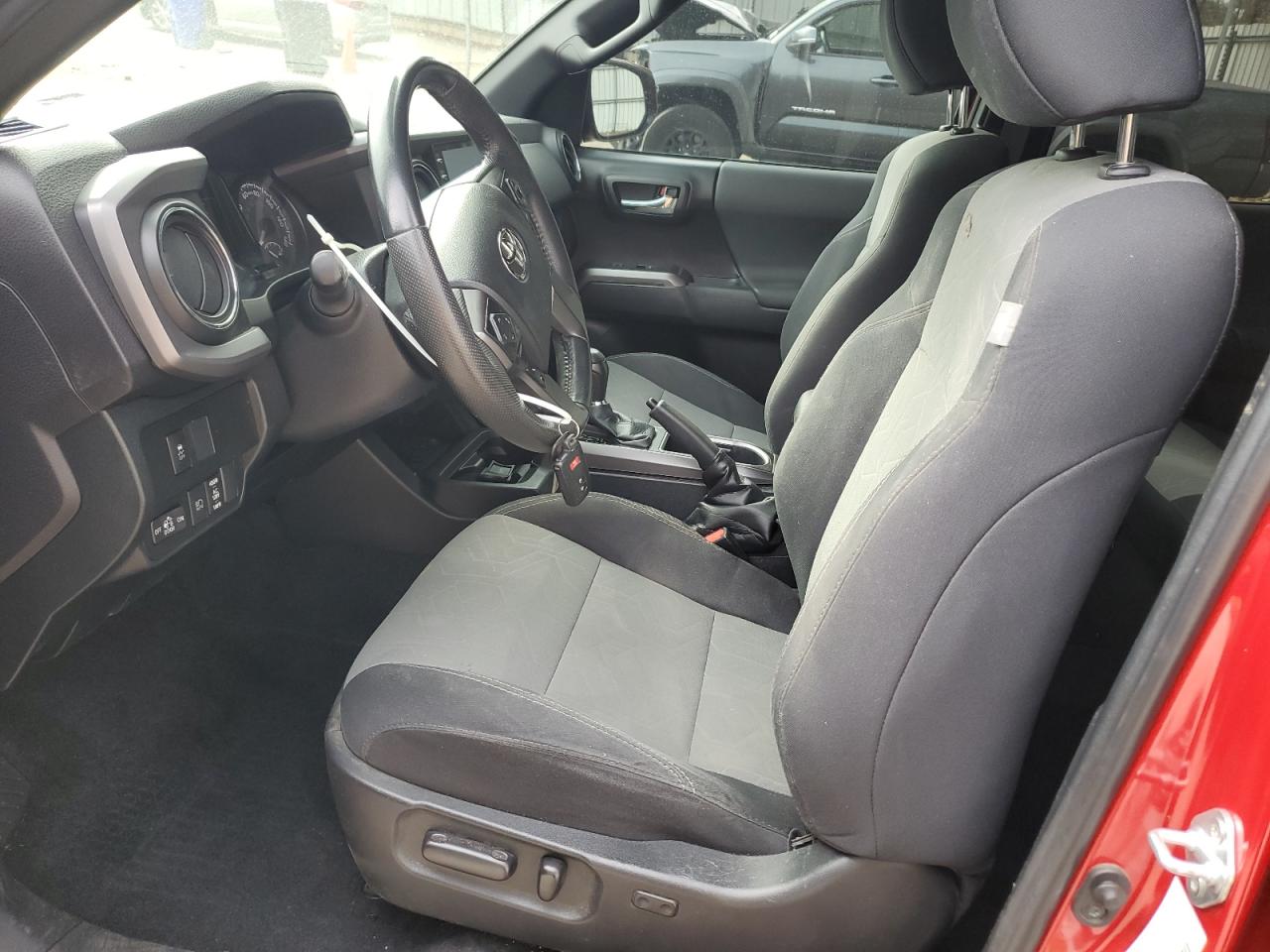 2022 Toyota Tacoma - Image 7