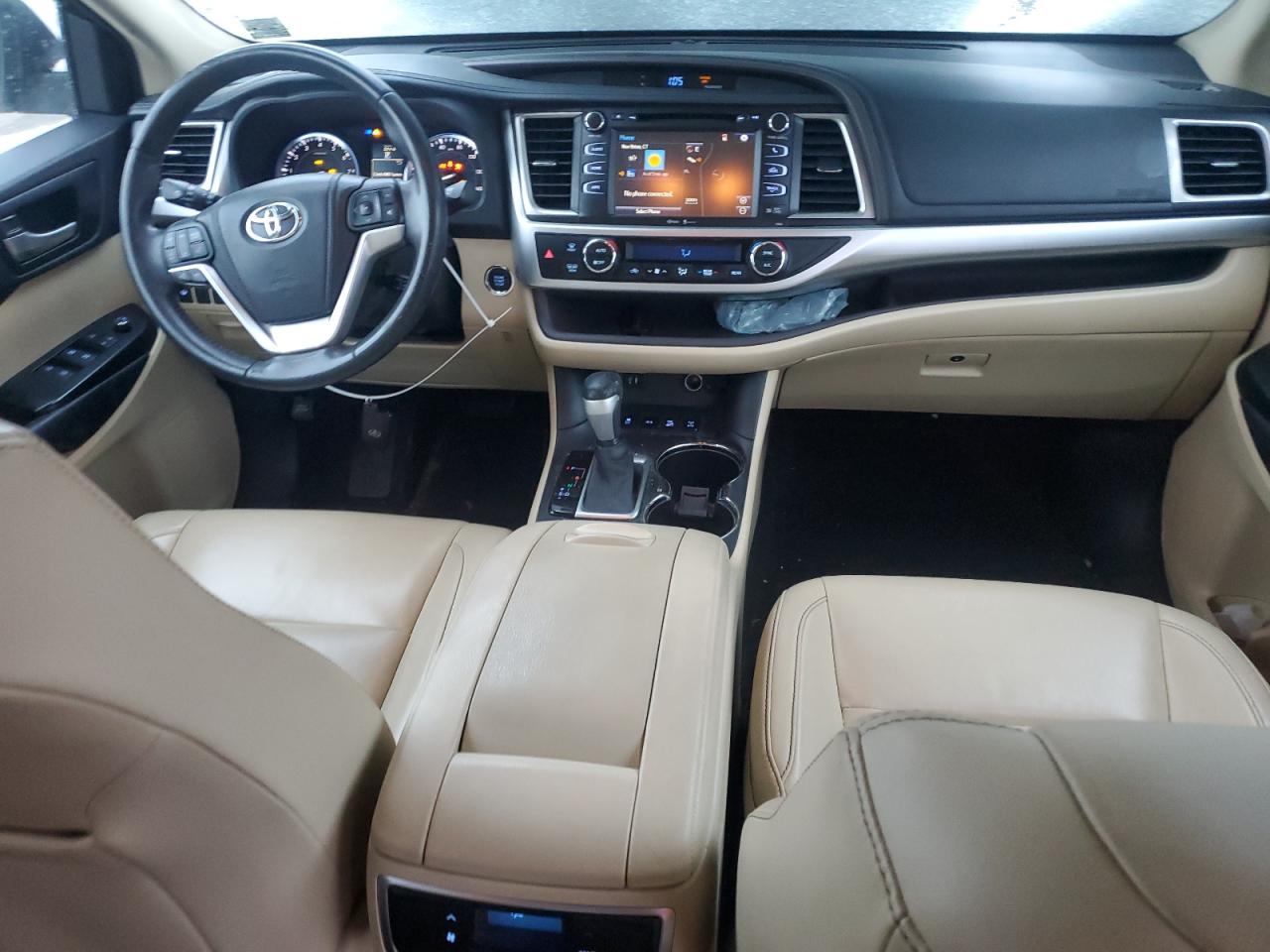 2014 Toyota Highlander - Image 8