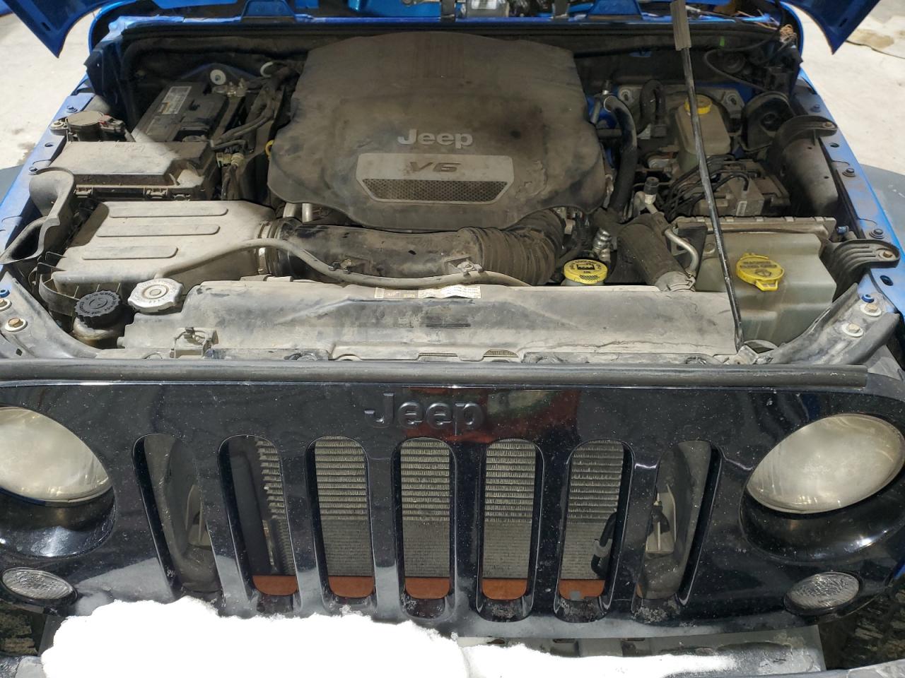 2014 Jeep Wrangler - Image 11