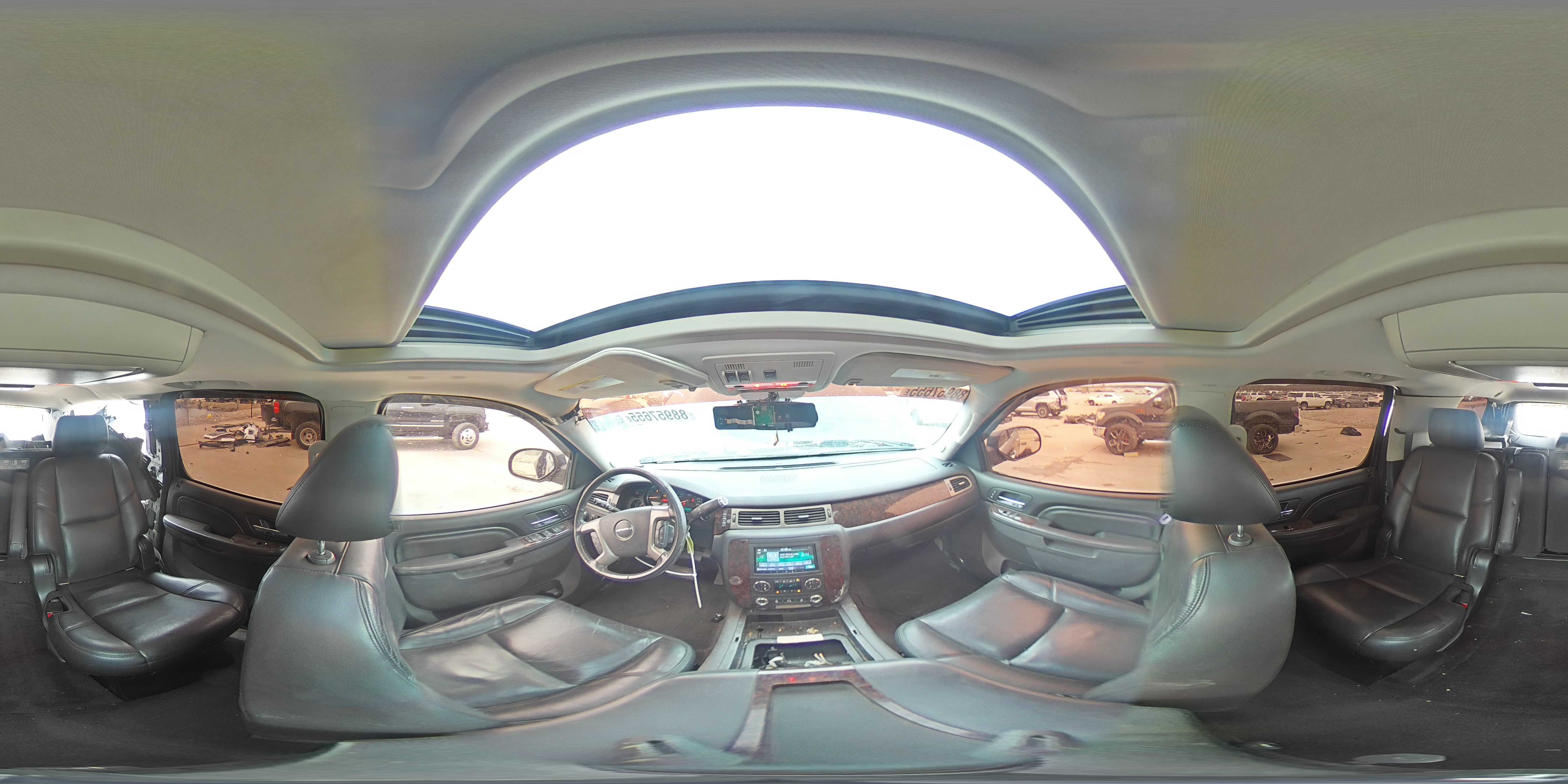 2012 GMC Yukon - Image 16