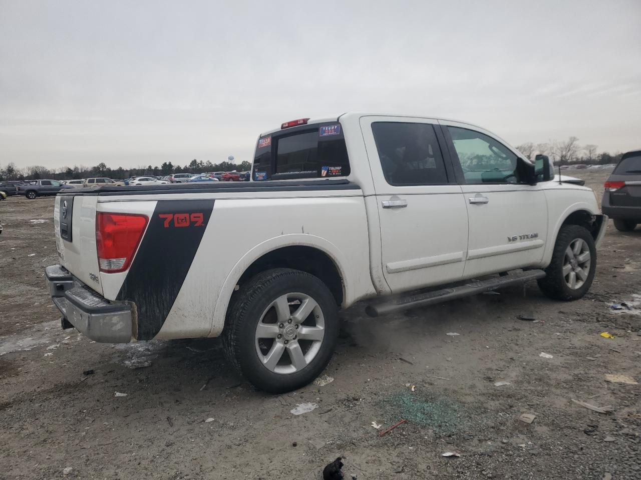 2009 Nissan Titan - Image 3