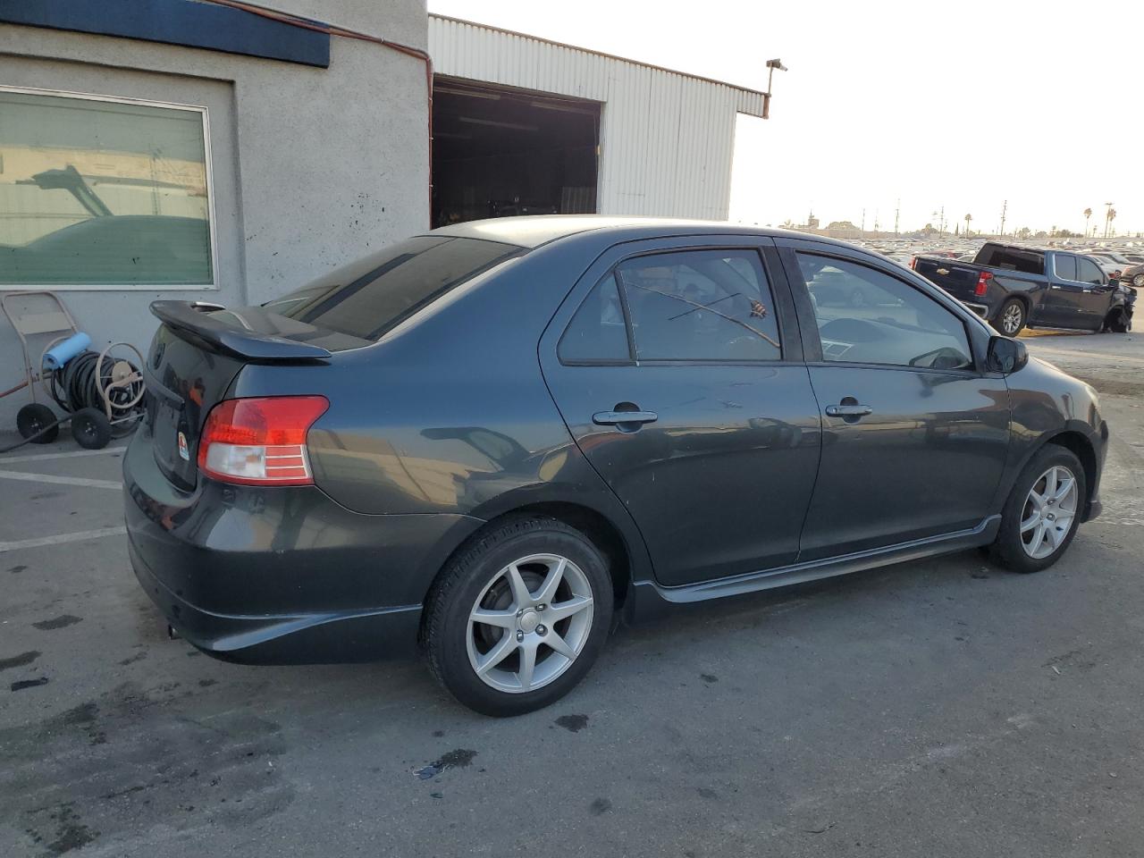 2007 Toyota Yaris - Image 3