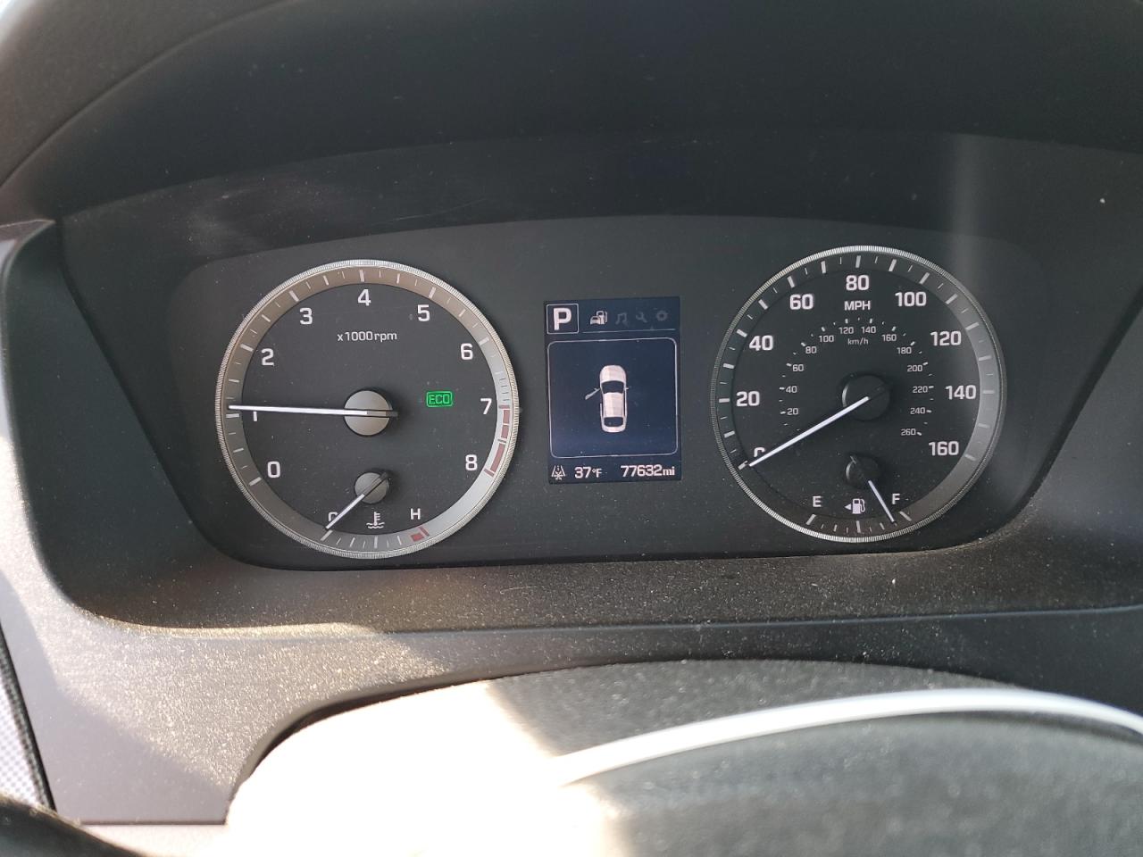 2015 Hyundai Sonata - Image 9