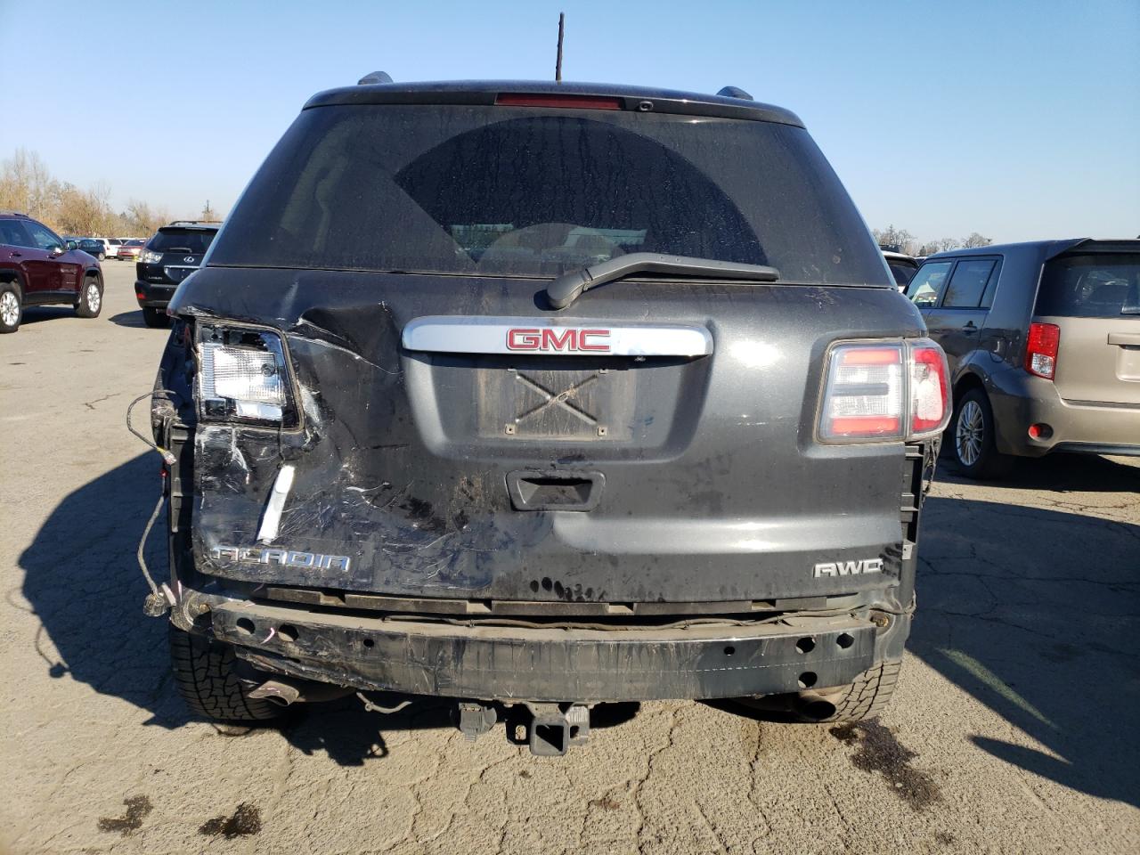2015 GMC Acadia - Image 6