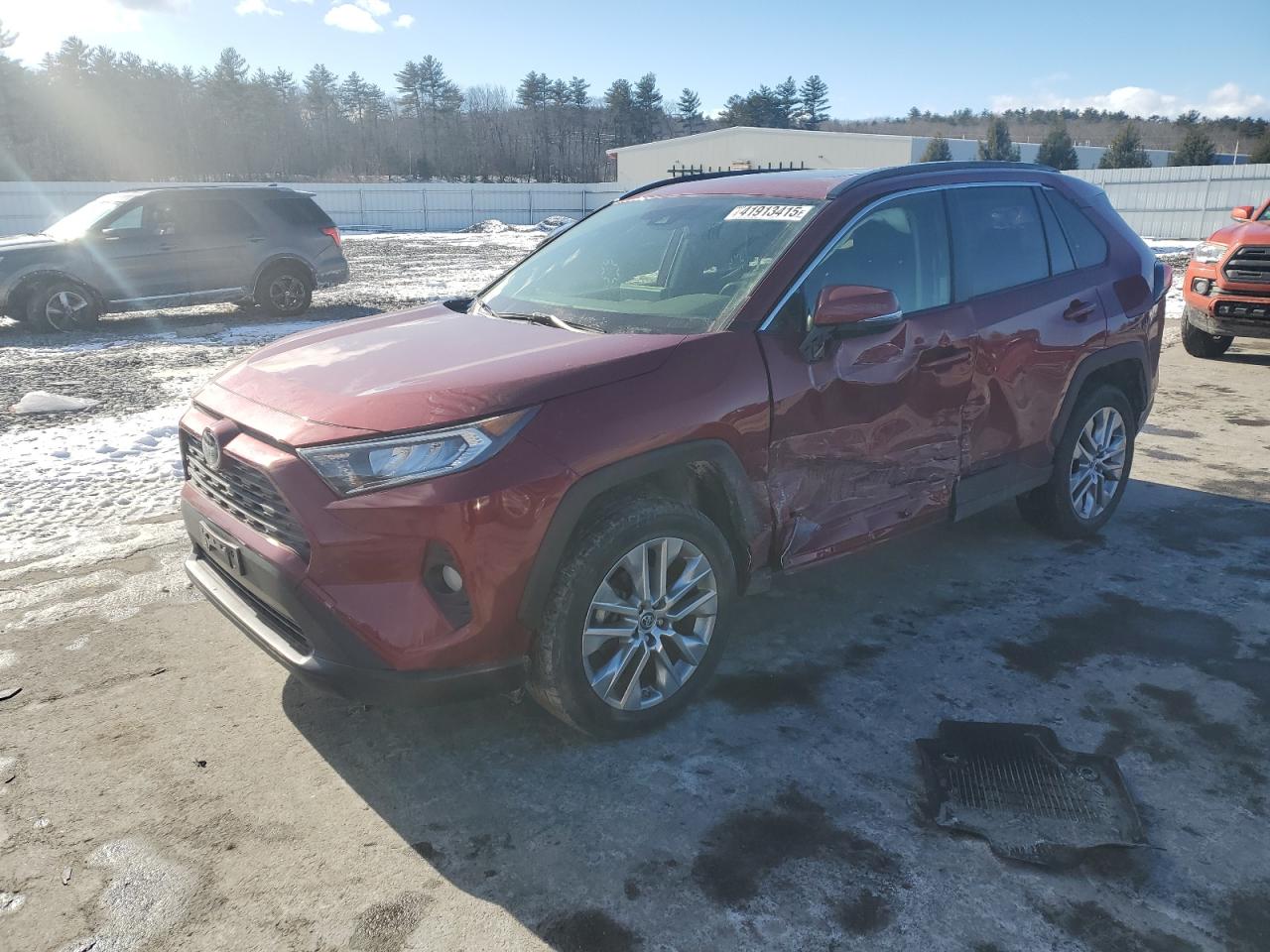 2019 Toyota RAV 4 - Image 1