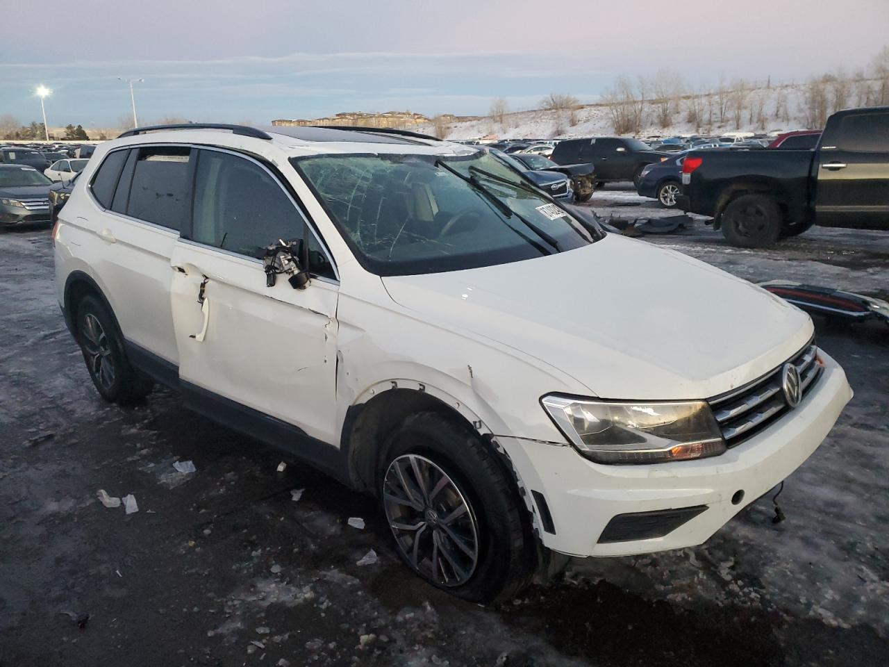 2020 Volkswagen Tiguan - Image 4