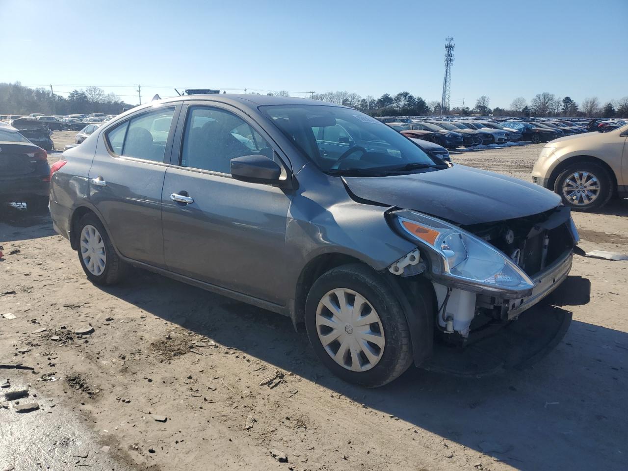 2017 Nissan Versa - Image 4