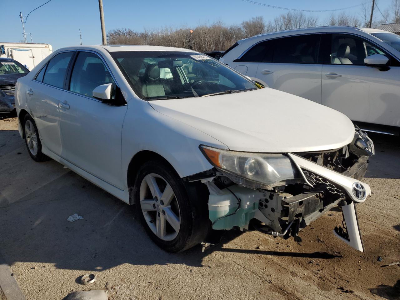 2013 Toyota Camry - Image 4