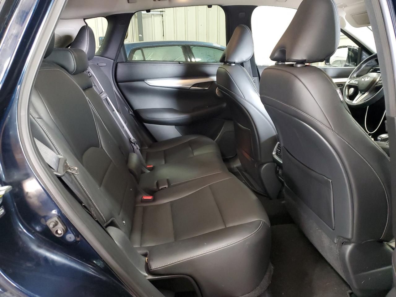 2021 Infiniti QX50 - Image 12