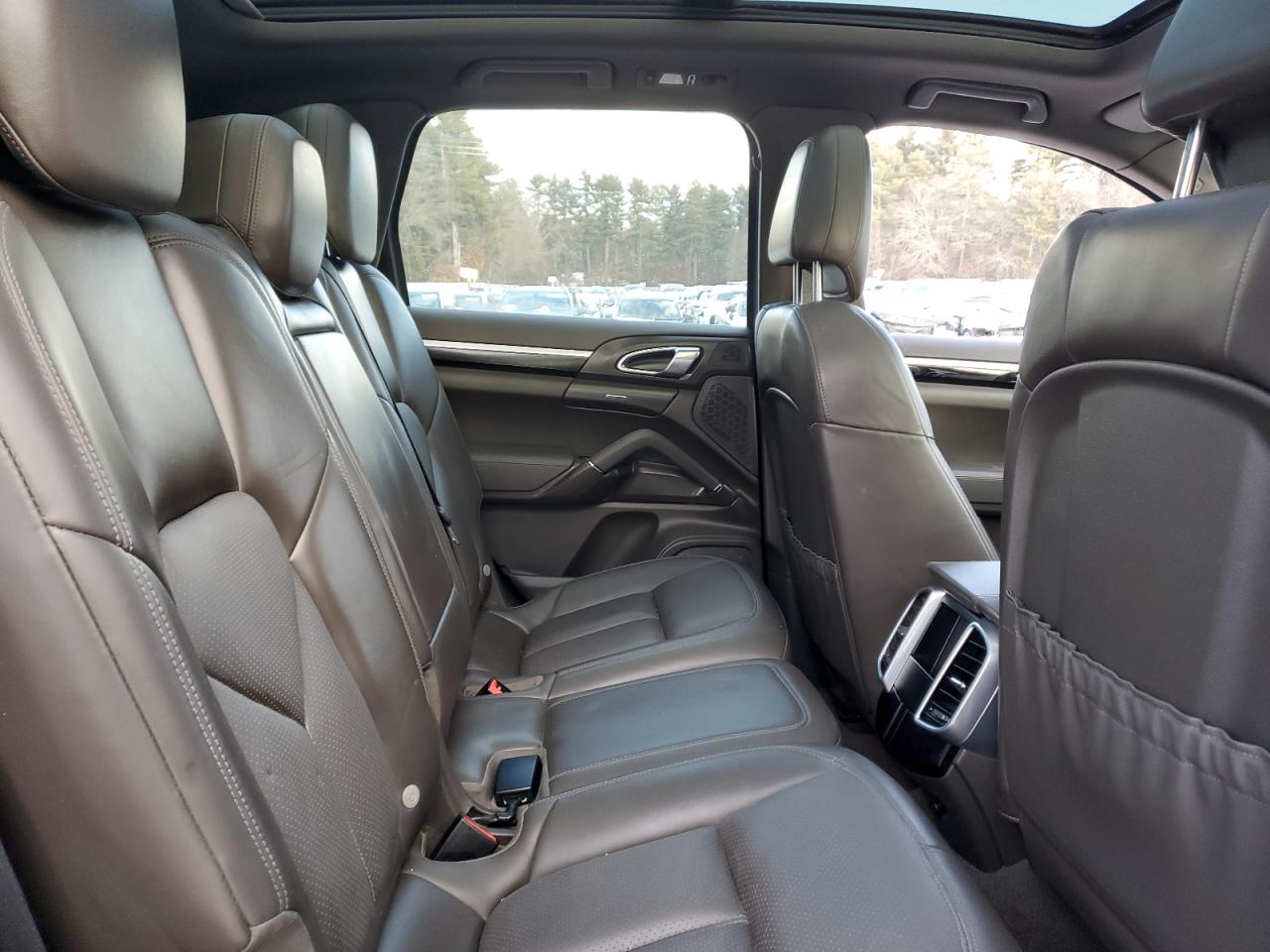 2016 Porsche Cayenne VIN: WP1AA2A24GKA11030 Lot: 42219835