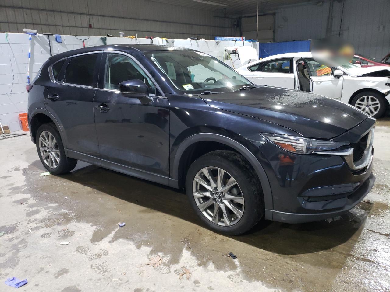 2020 Mazda CX-5 - Image 4