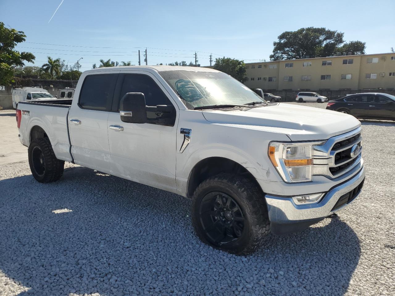 2022 Ford F-150 - Image 4