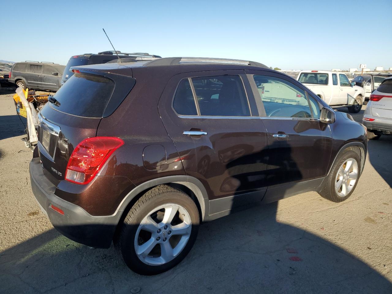 VIN KL7CJMSBXGB688181 2016 CHEVROLET TRAX no.3