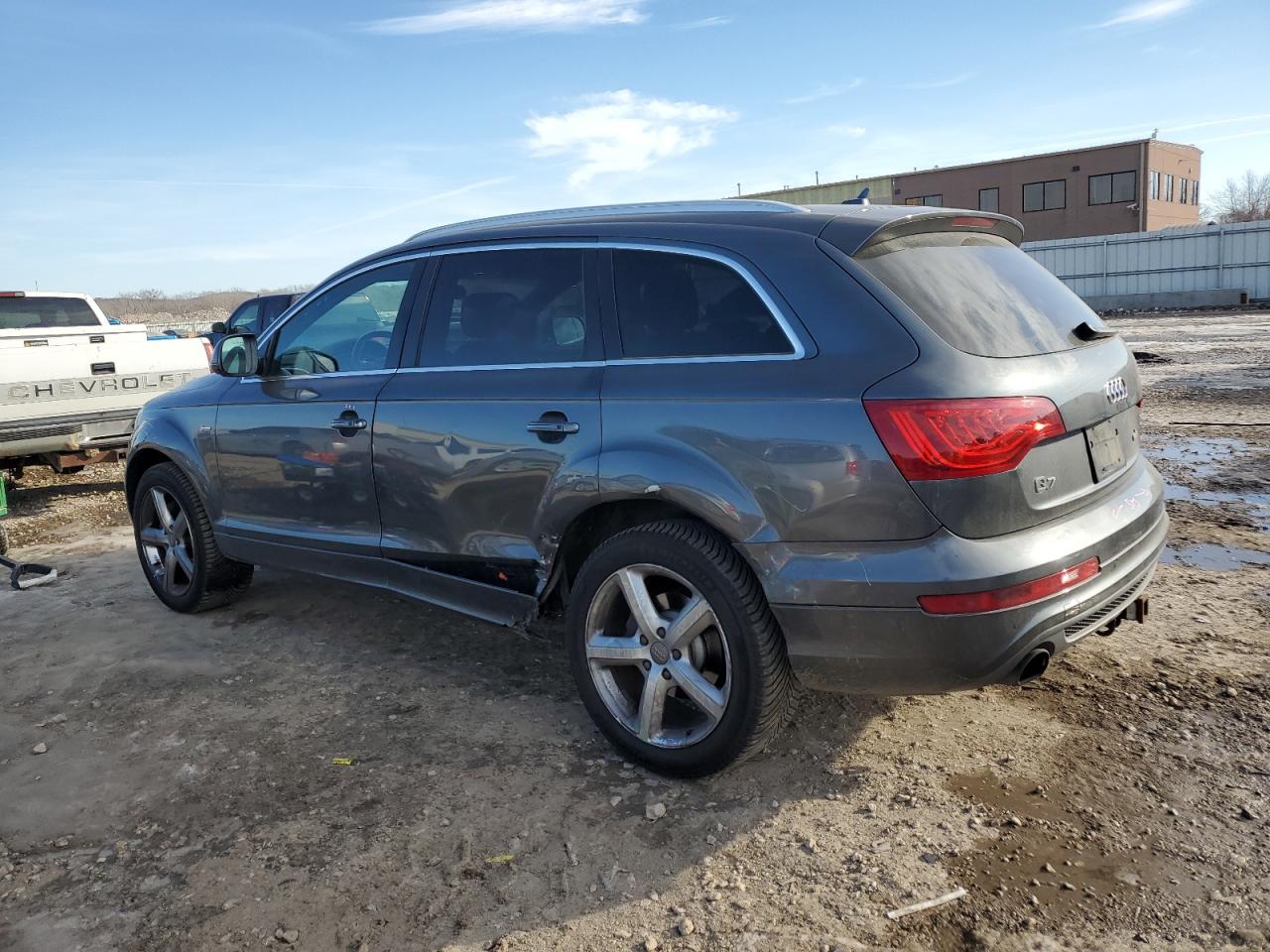 2013 Audi Q7 - Image 2