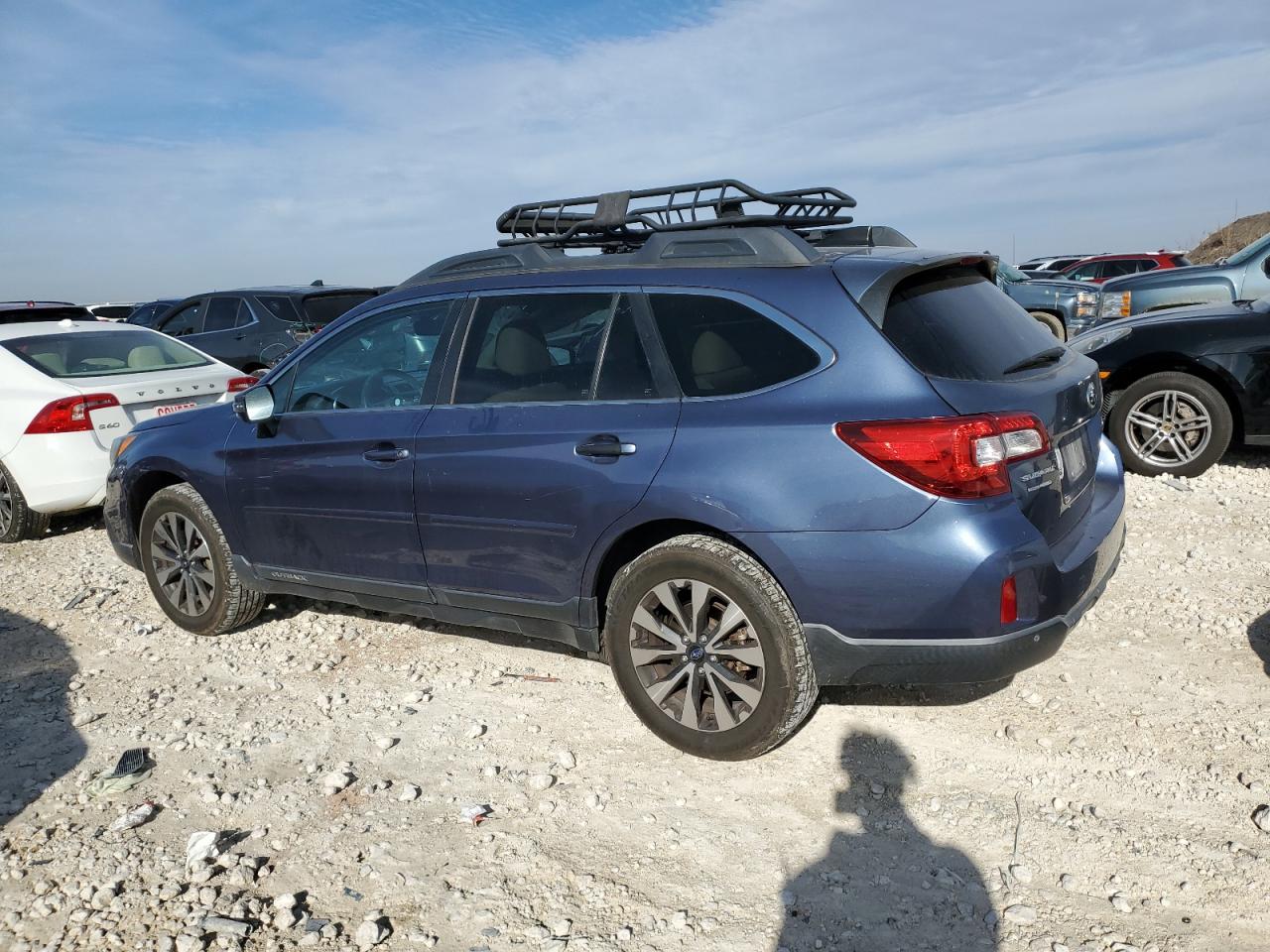 2017 Subaru Outback - Image 2
