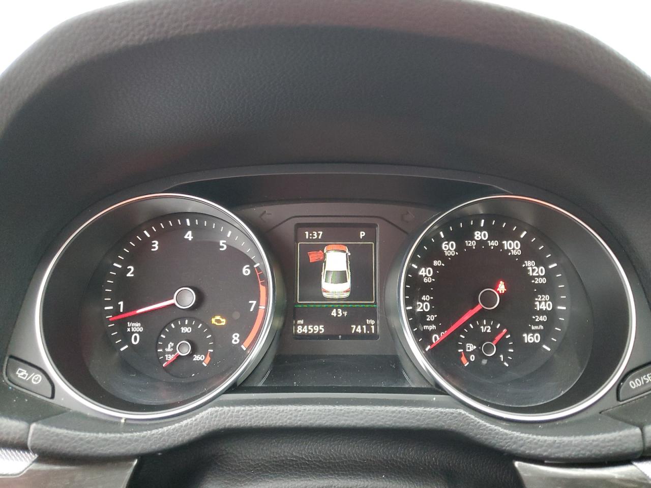 2018 Volkswagen Passat - Image 9