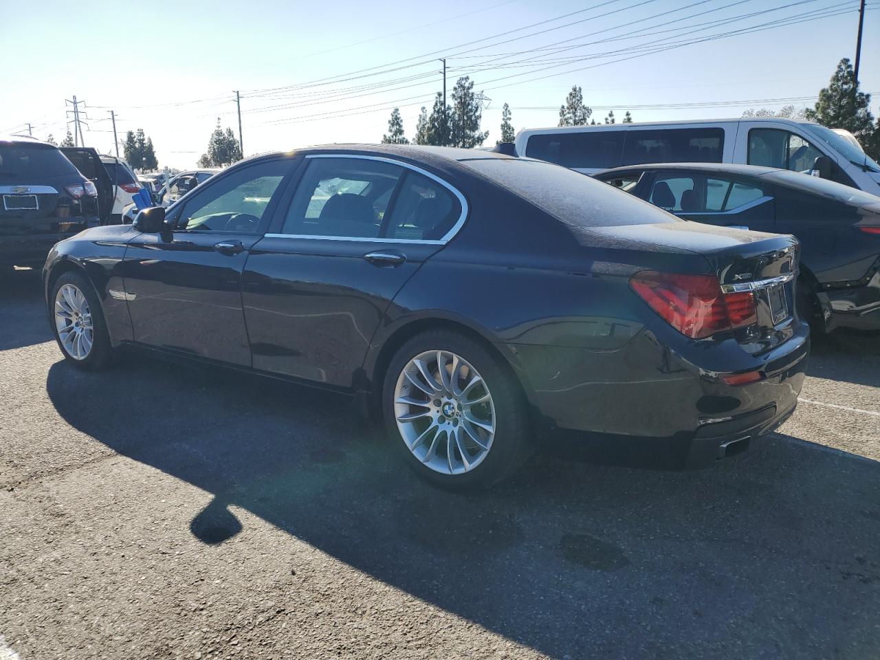 VIN WBAYB6C50ED224213 2014 BMW 7 SERIES no.2