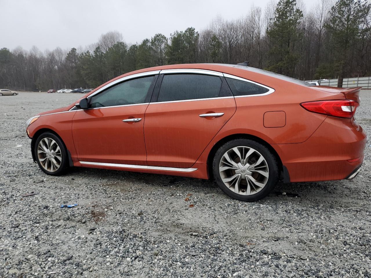 2015 Hyundai Sonata - Image 2
