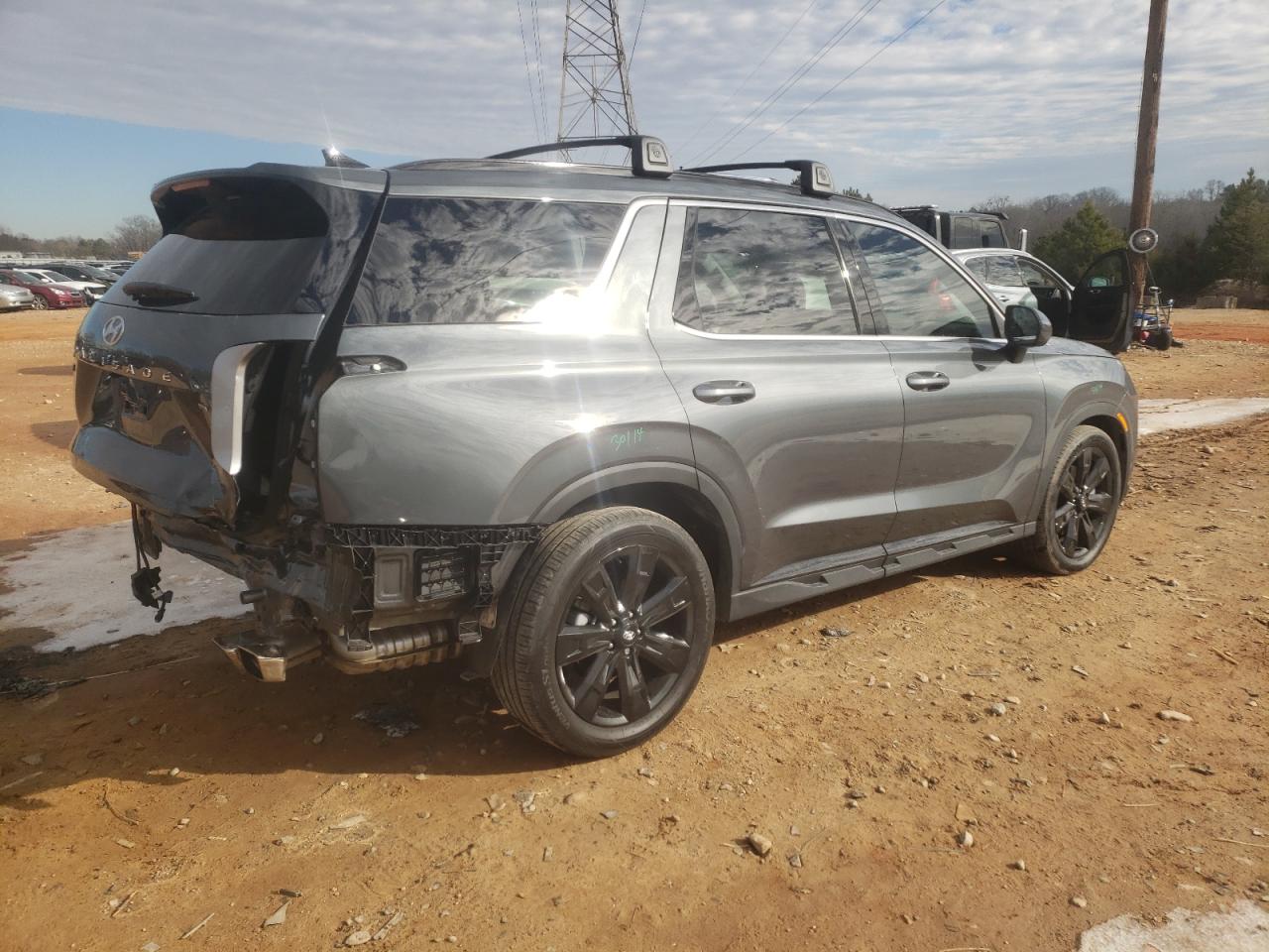 2024 Hyundai Palisade - Image 3