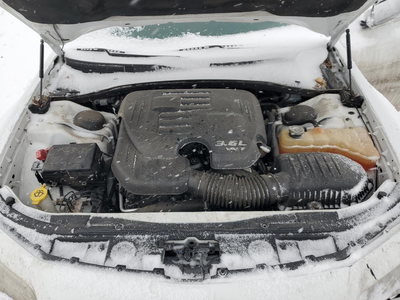 2018 Chrysler 300 Limited VIN: 2C3CCAEGXJH136976 Lot: 43231195