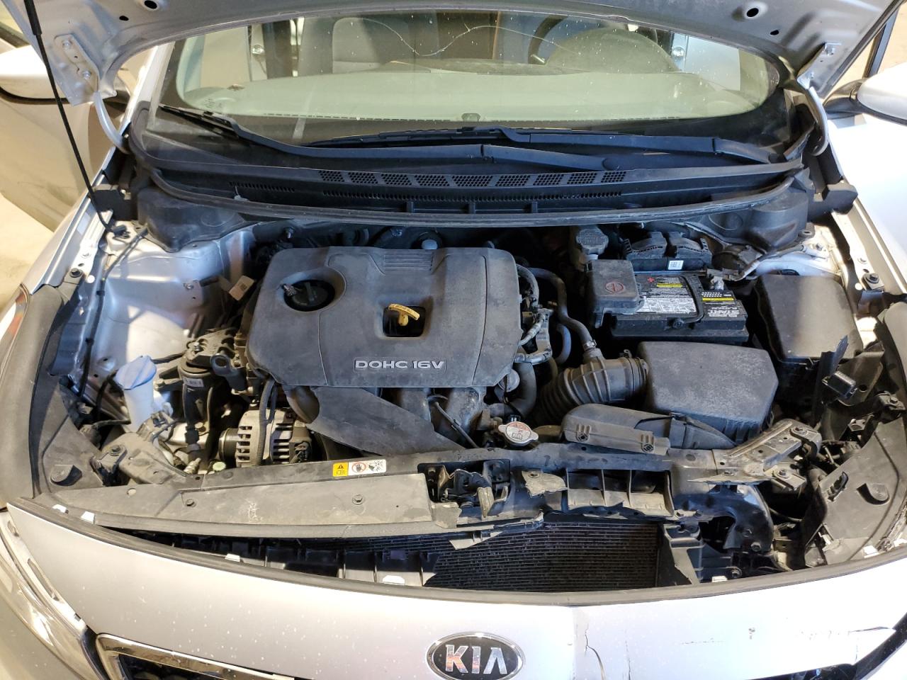 2017 Kia Forte - Image 11