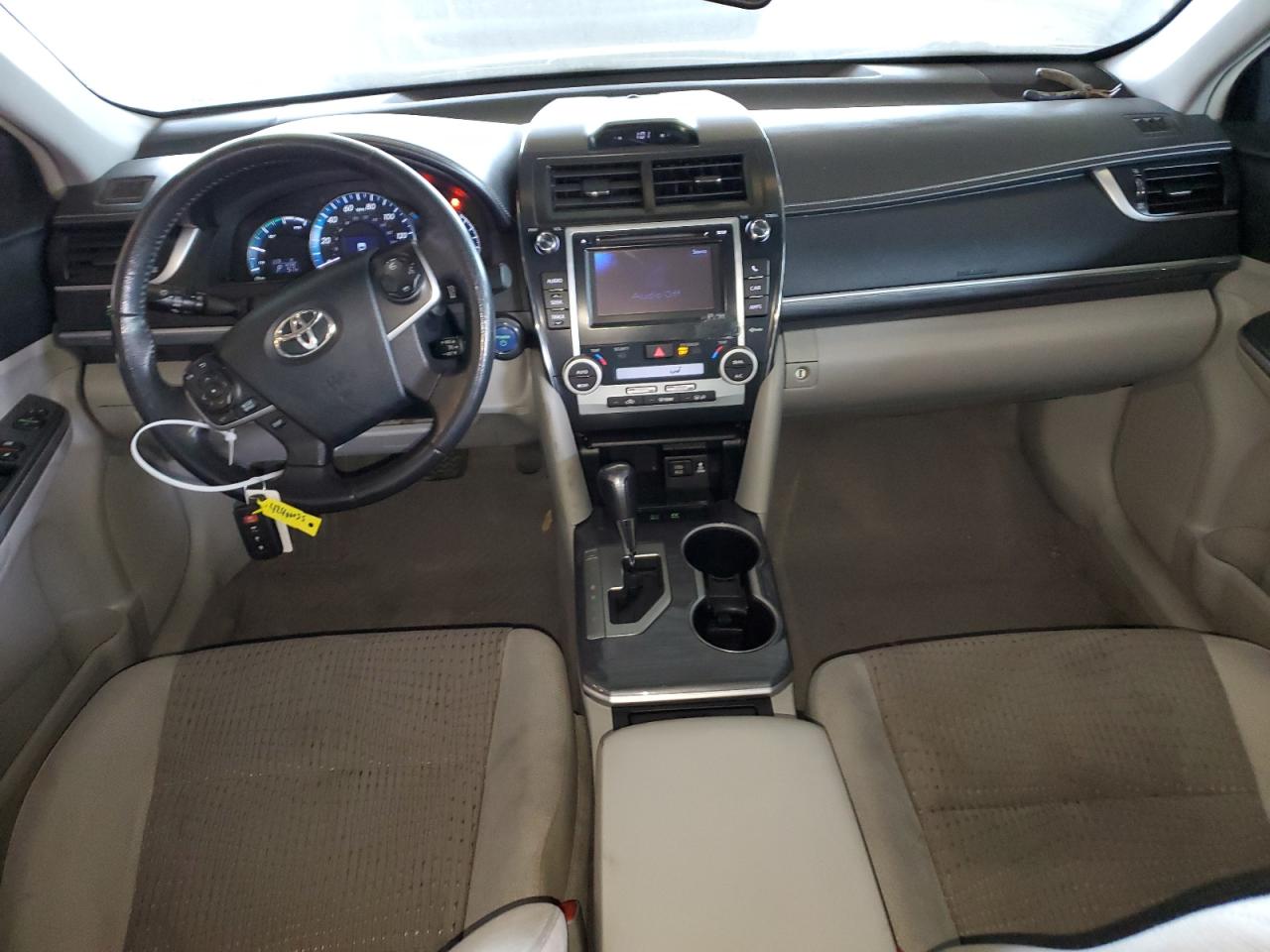 2013 Toyota Camry - Image 8