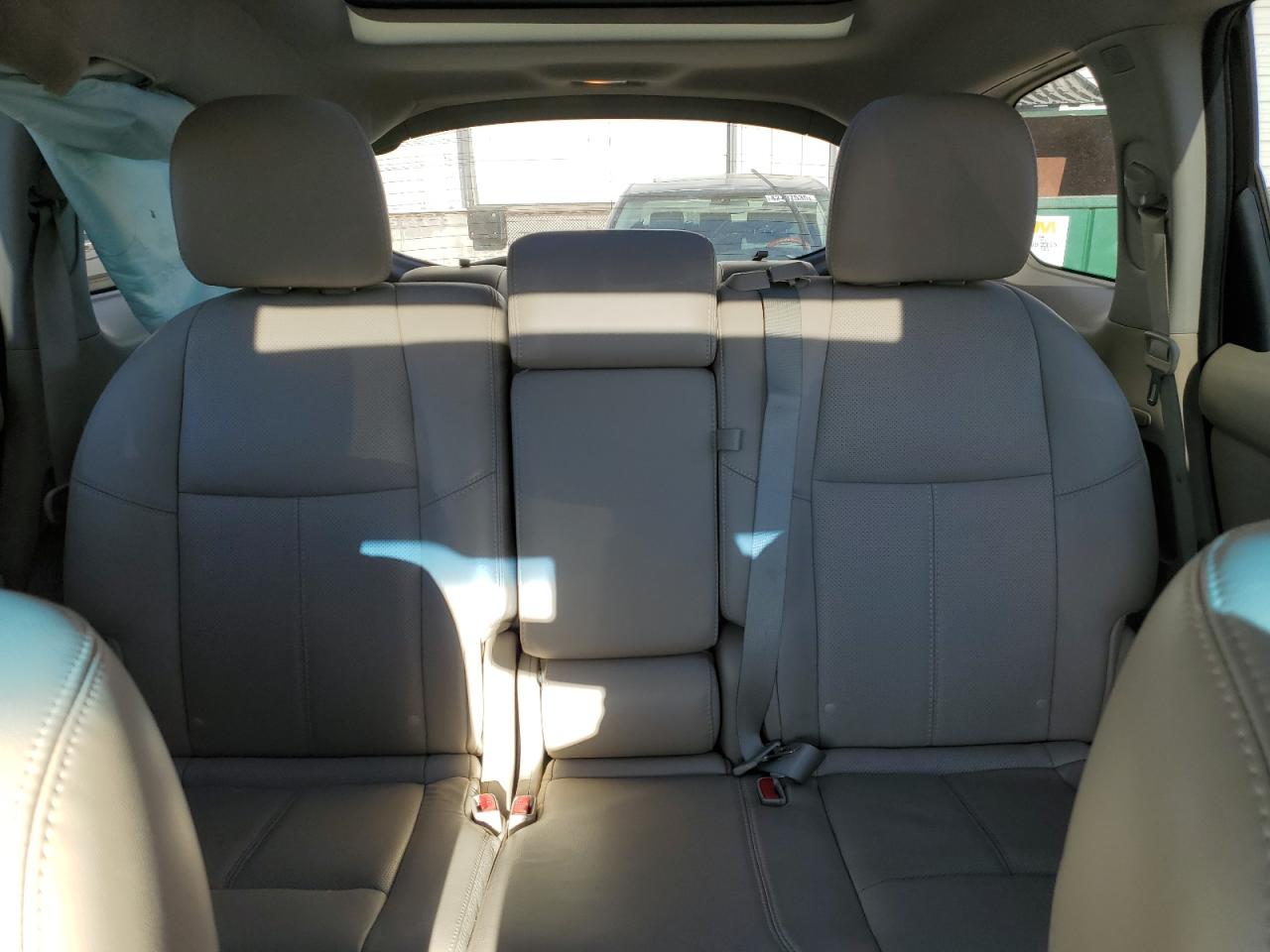 2014 Nissan Pathfinder - Image 10