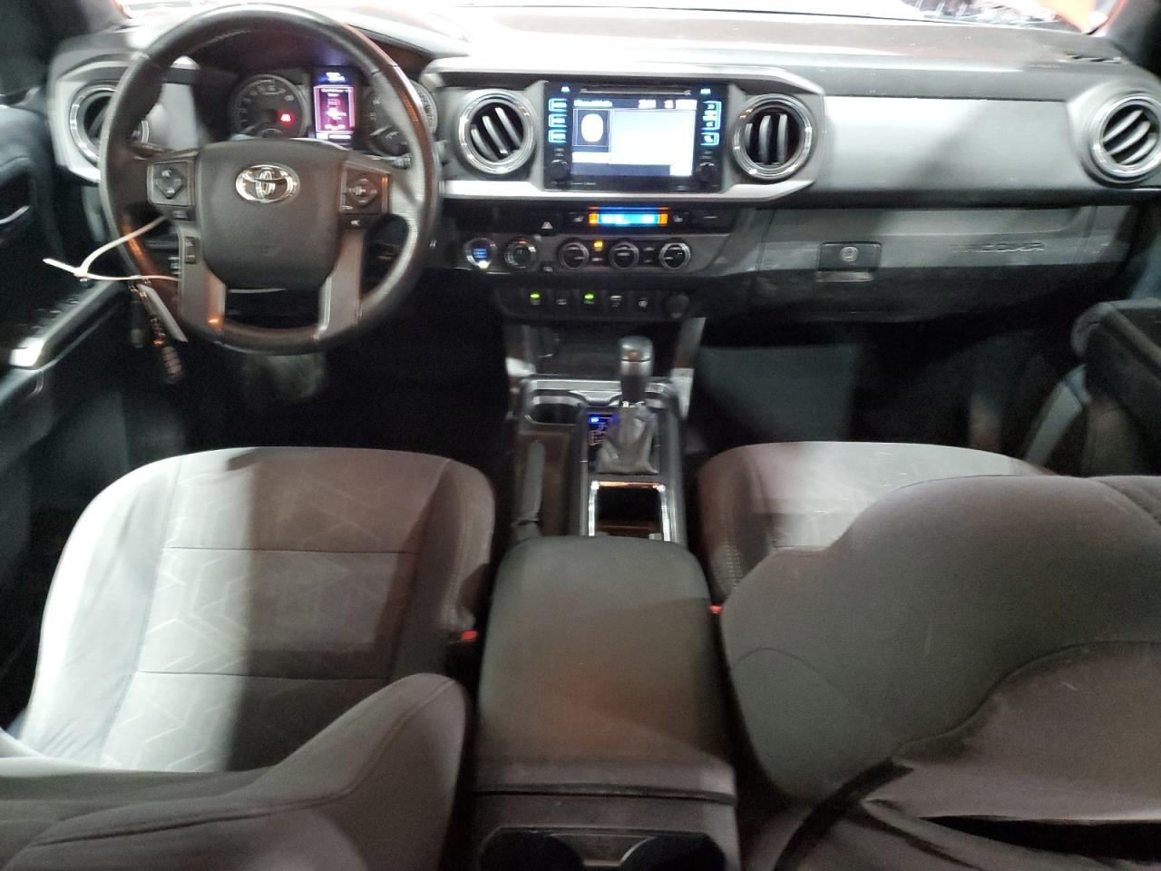 2016 Toyota Tacoma - Image 8