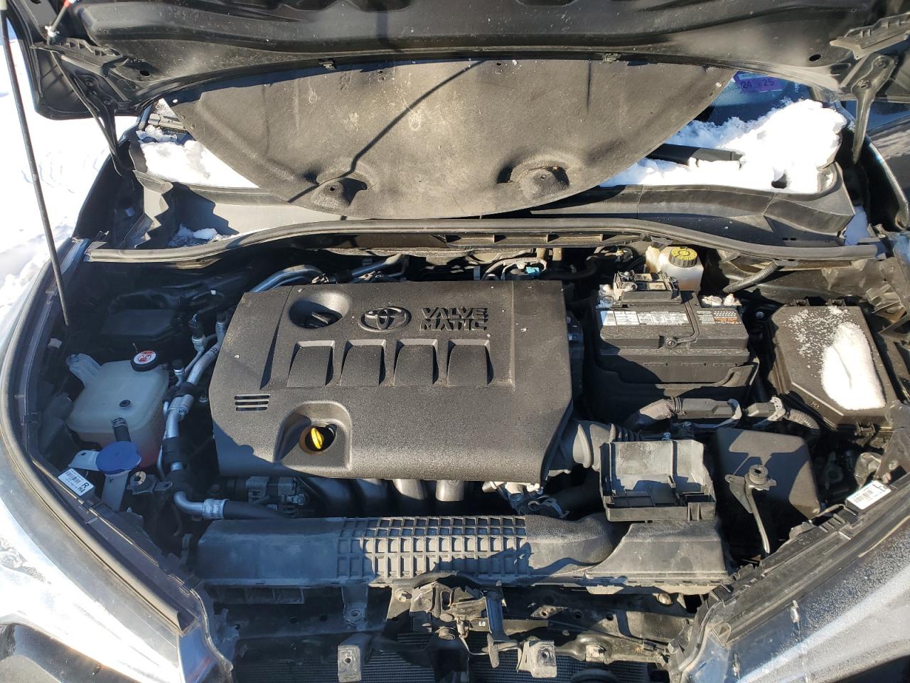 2018 Toyota C-HR - Image 11