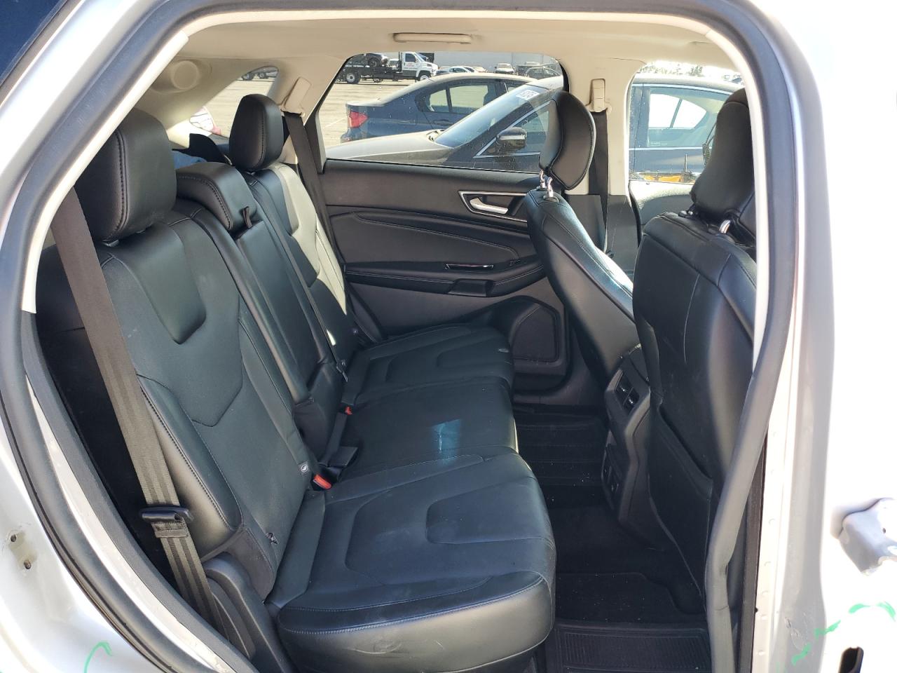 2015 Ford Edge - Image 10