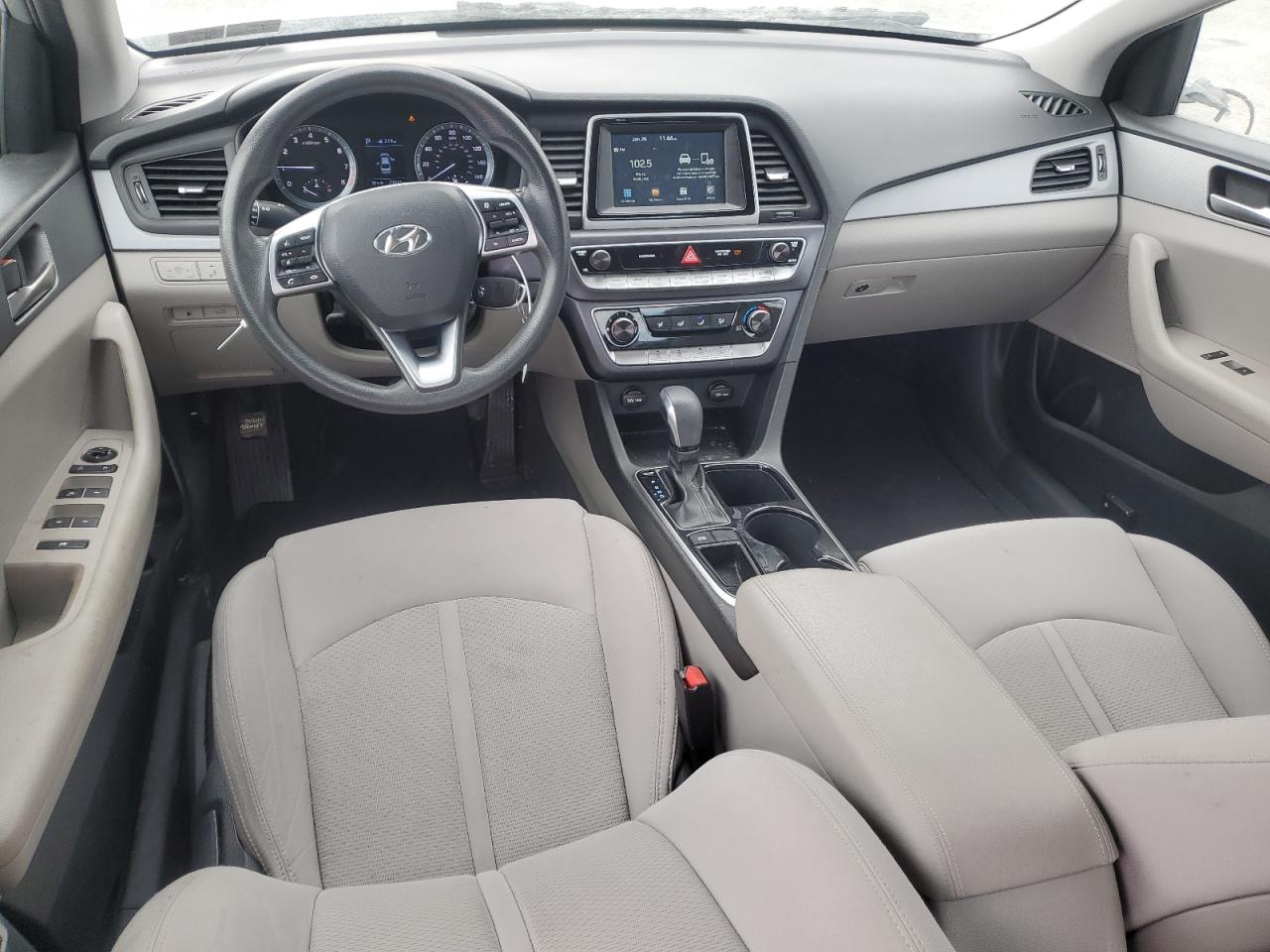 2019 Hyundai Sonata - Image 8