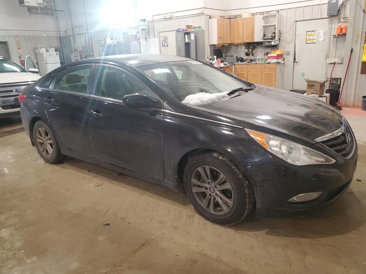 2013 Hyundai Sonata - Image 4