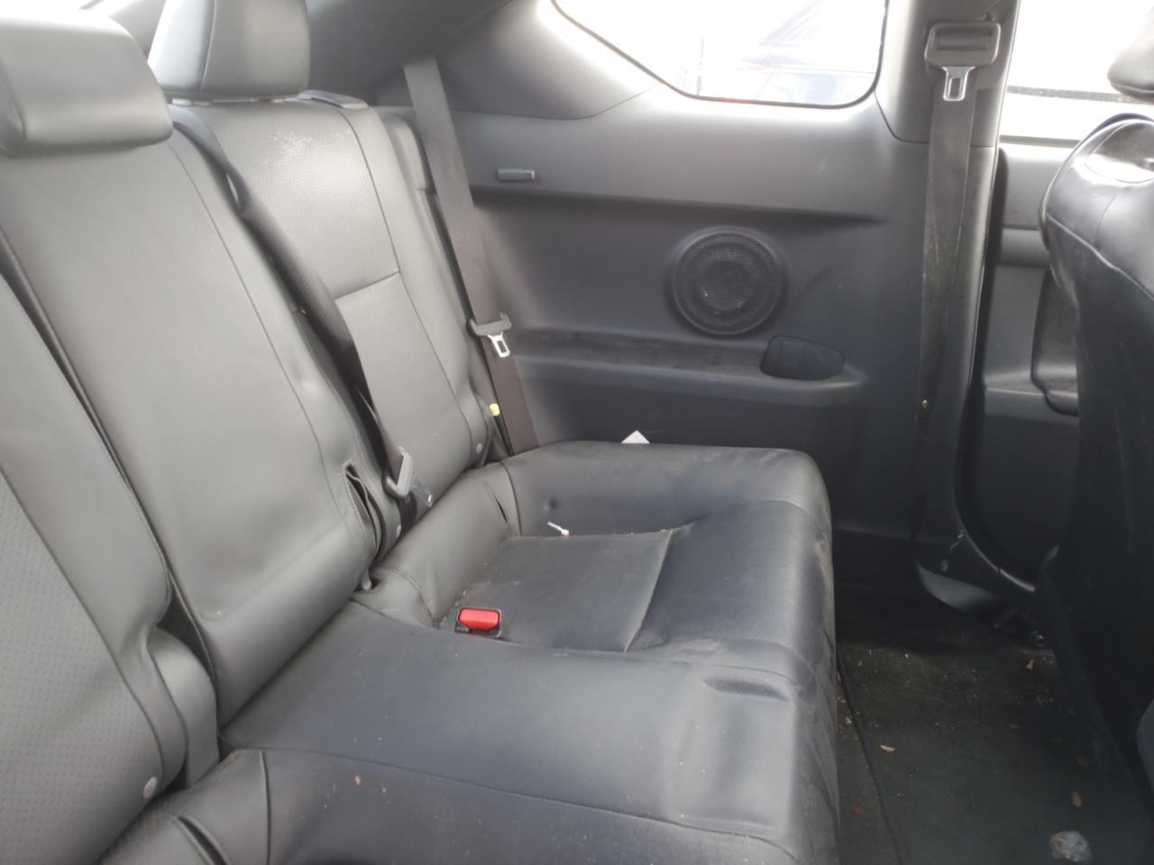 2014 Scion tC - Image 10