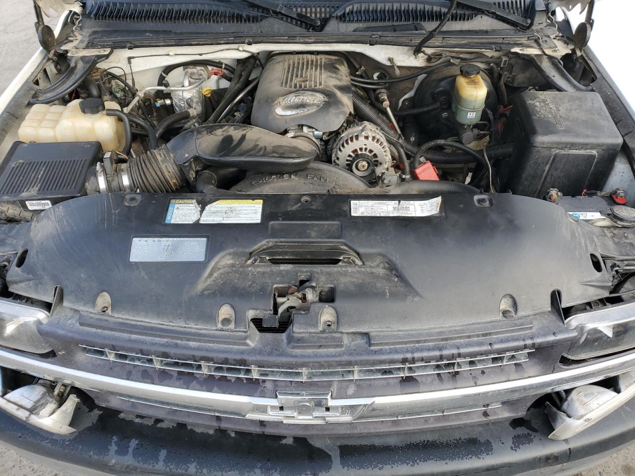 2001 Chevrolet Silverado - Image 11