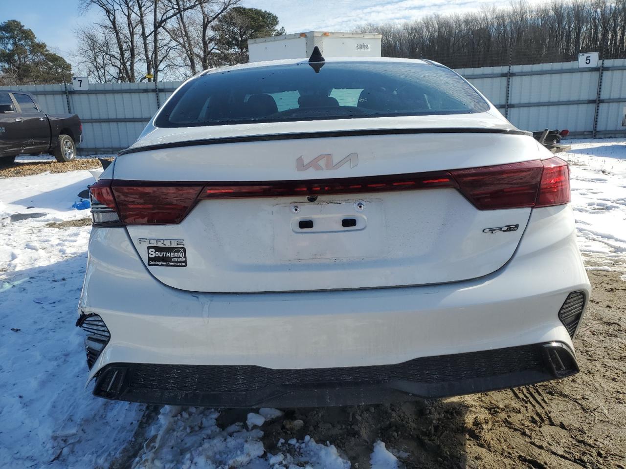 2024 Kia Forte - Image 6