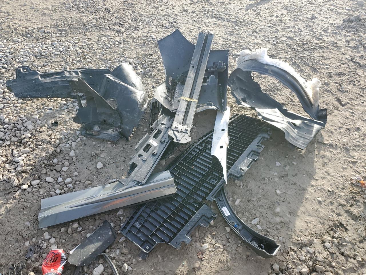 2017 Toyota Corolla L VIN: 5YFBURHE0HP696166 Lot: 87435514