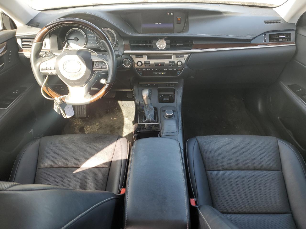2018 Lexus ES - Image 8
