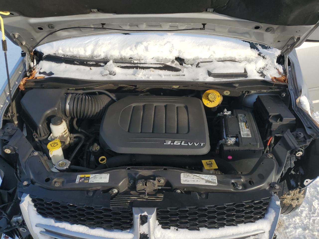 2017 Dodge Caravan - Image 12