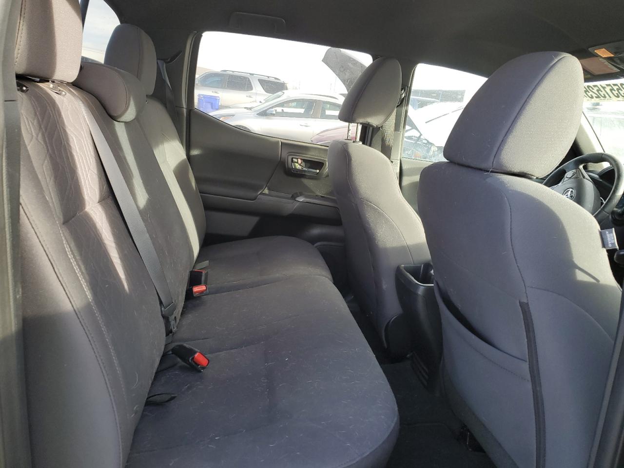 2018 Toyota Tacoma - Image 10