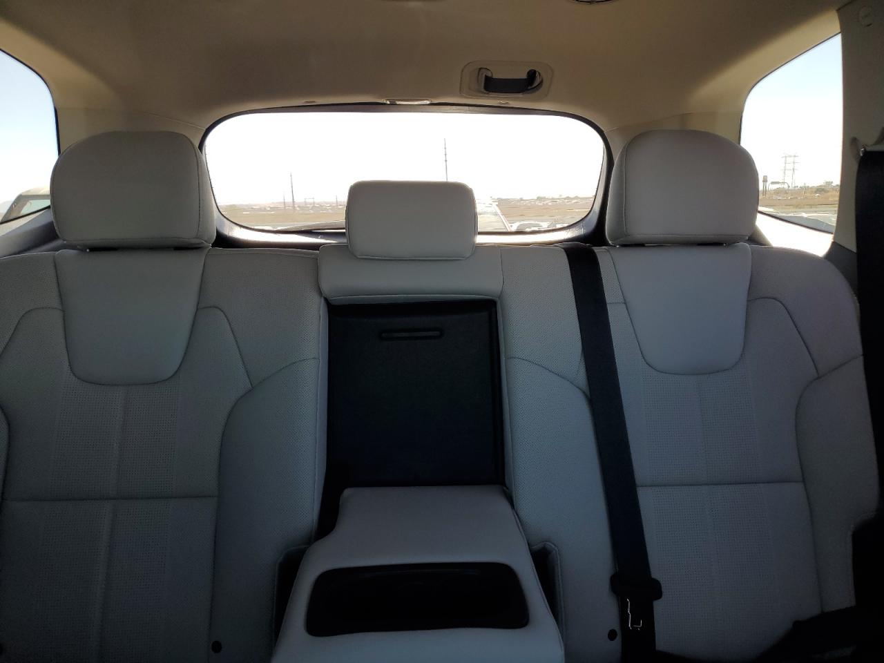 2024 Kia Telluride - Image 10