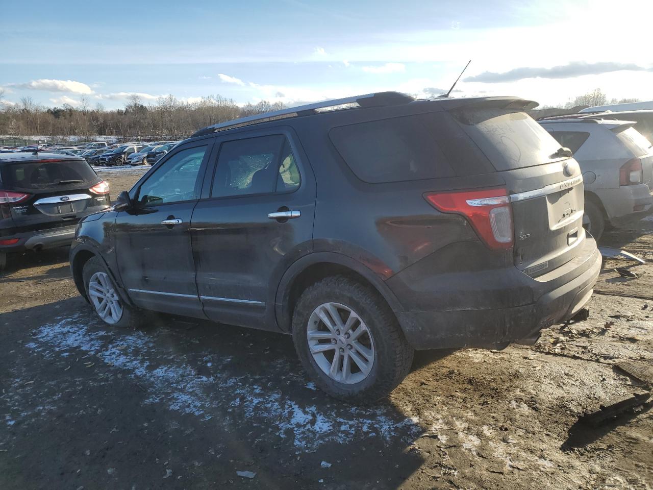 2013 Ford Explorer - Image 2