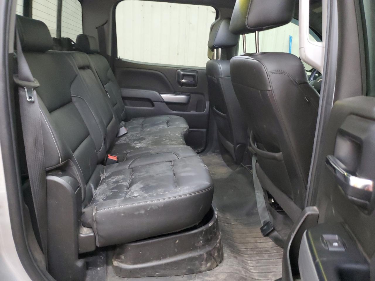 2018 Chevrolet Silverado - Image 10