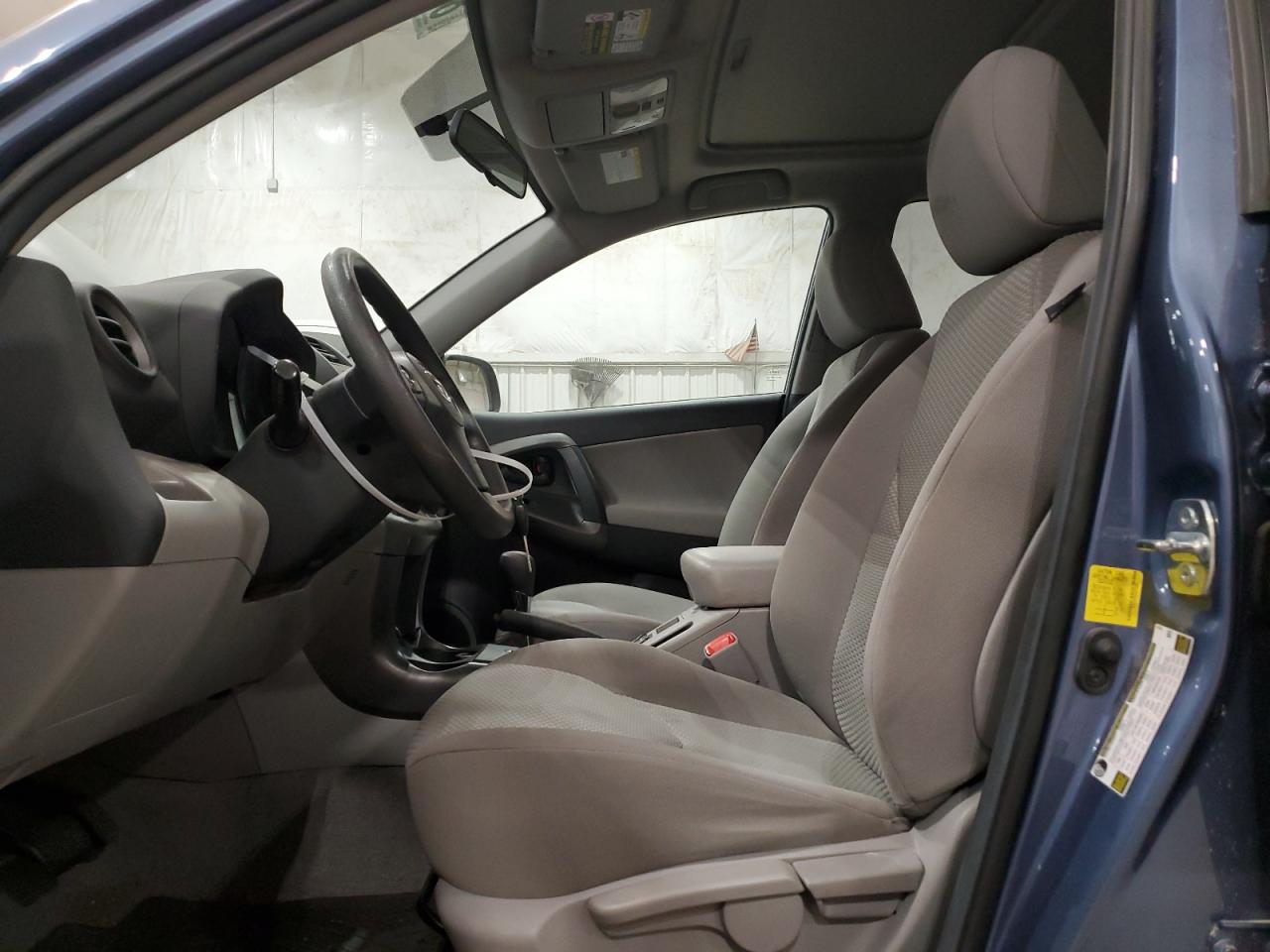 2012 Toyota RAV 4 - Image 7