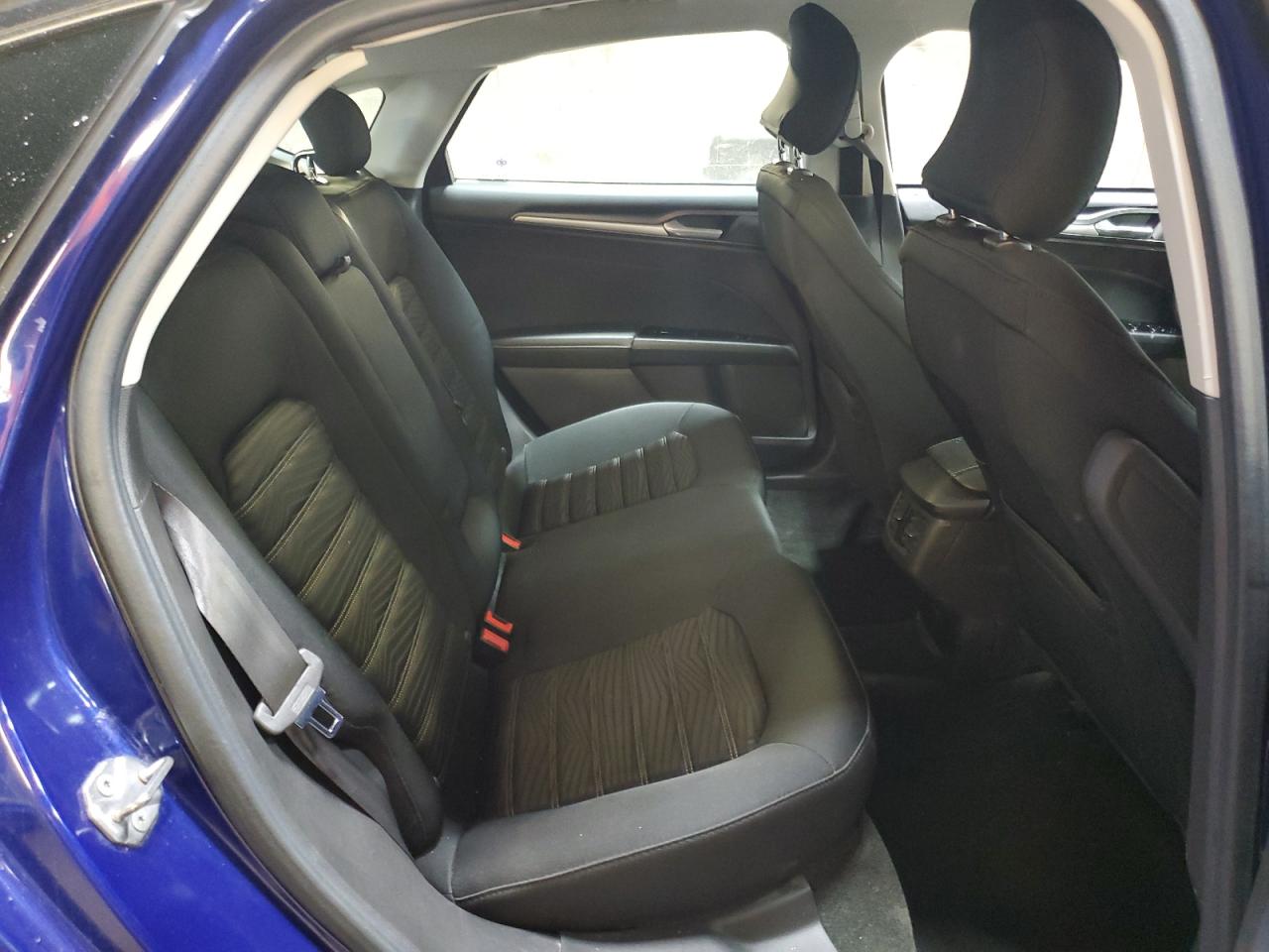 2016 Ford Fusion - Image 10