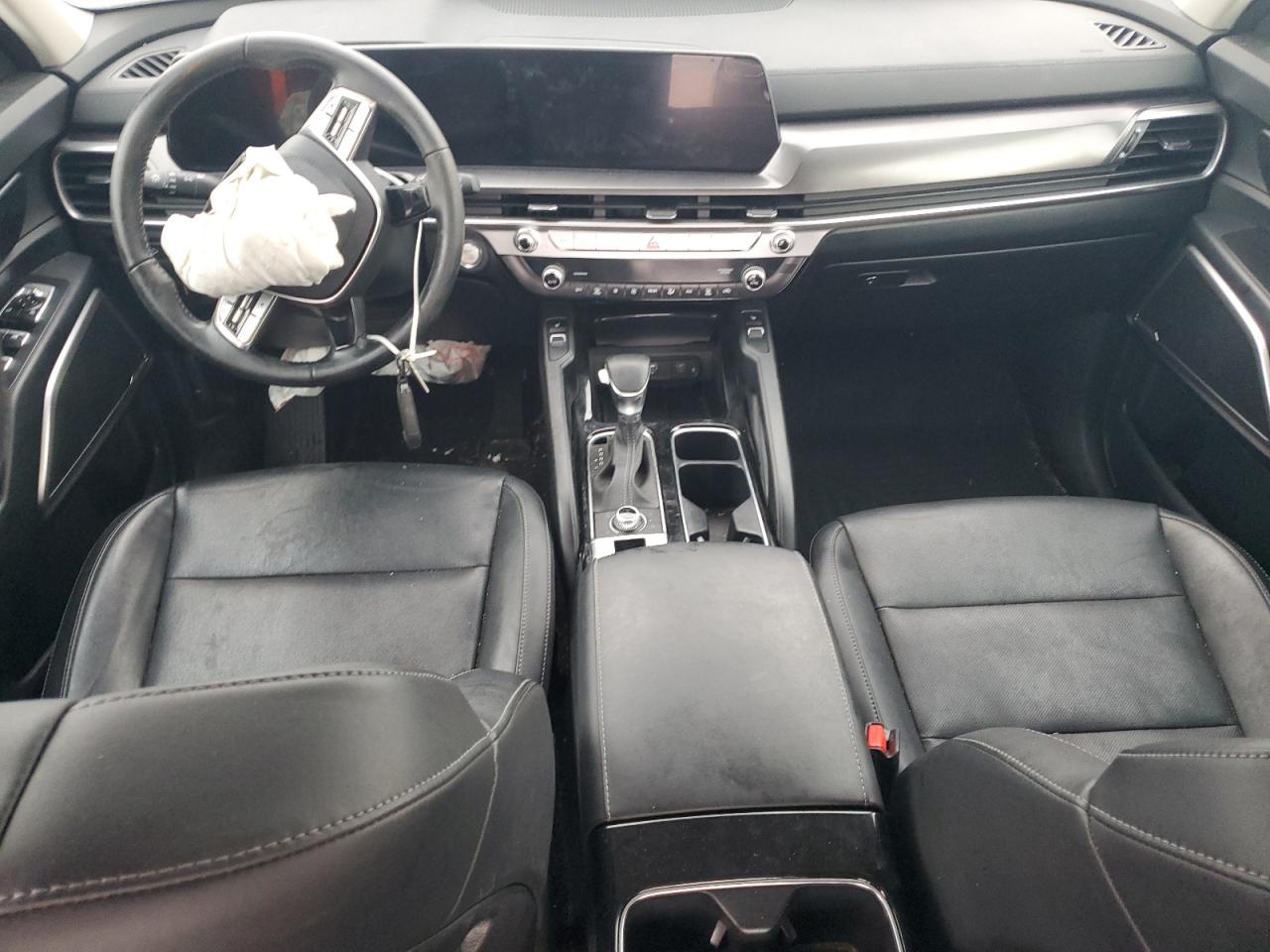 2023 Kia Telluride - Image 8