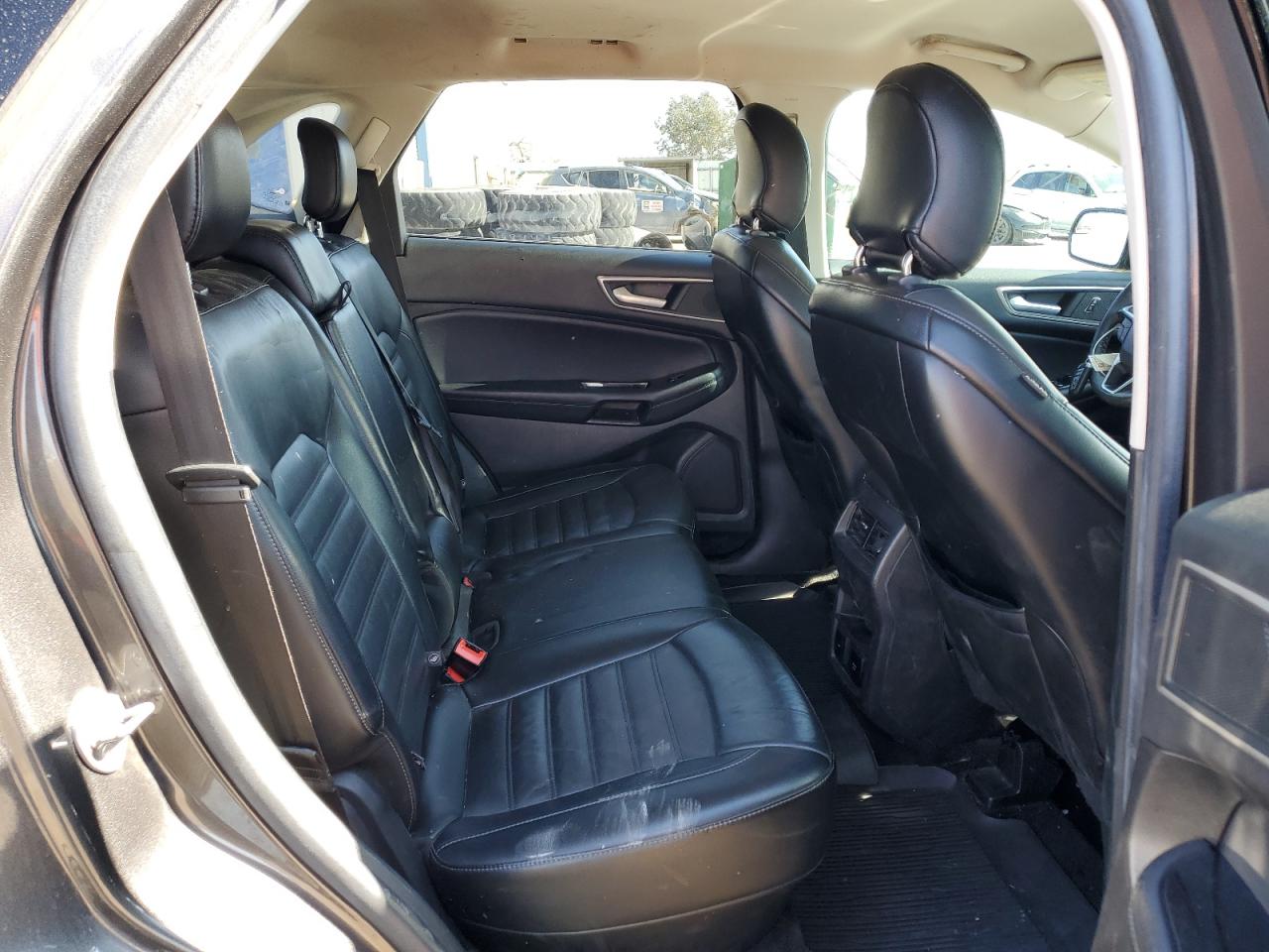 2018 Ford Edge - Image 11